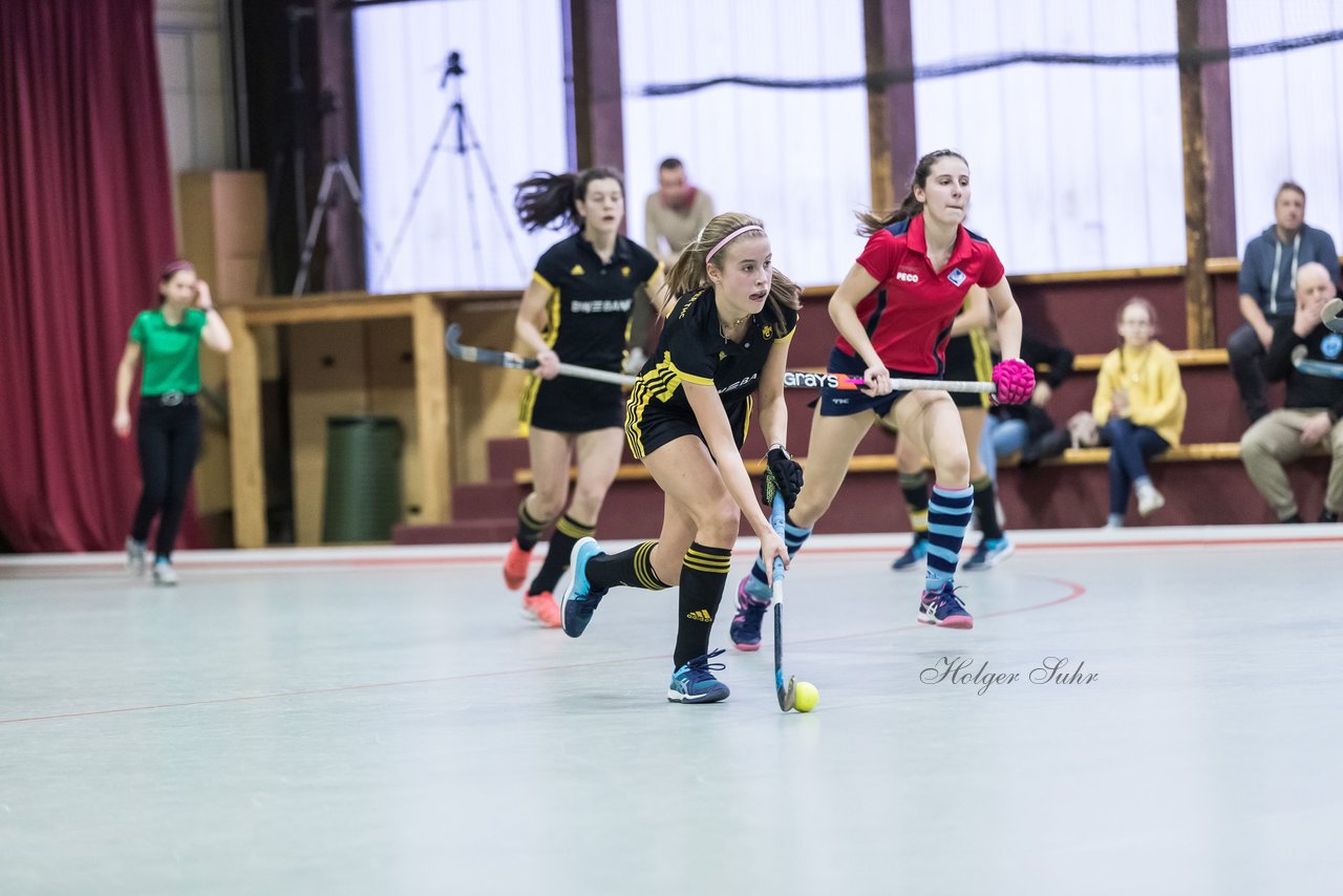 Bild 315 - B-Juniorinnen UHC